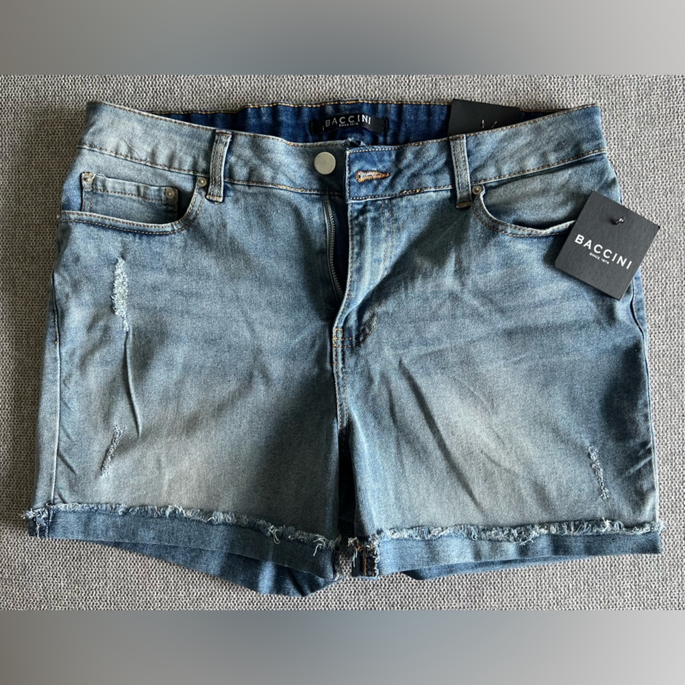 Baccini Shorts *Stretchy Petite*